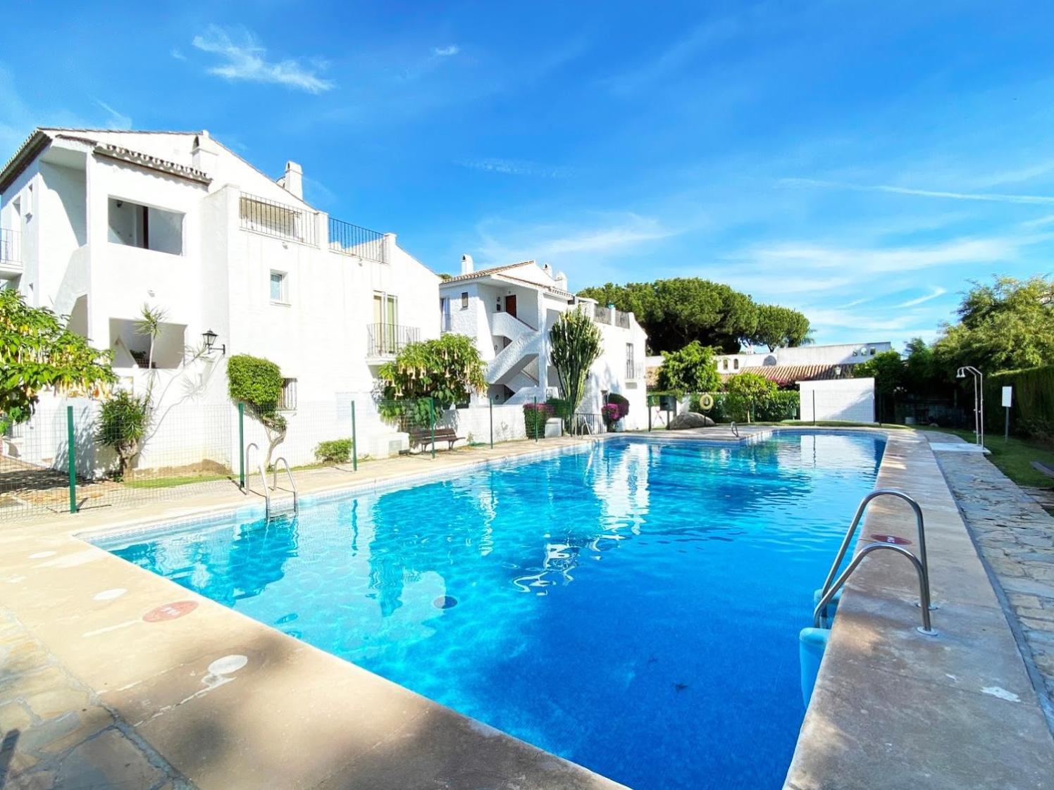 Tarifa Especial, Sin Aglomeraciones En Piscina Y Playa, Cerca De Puerto Banus 埃斯特波纳 外观 照片