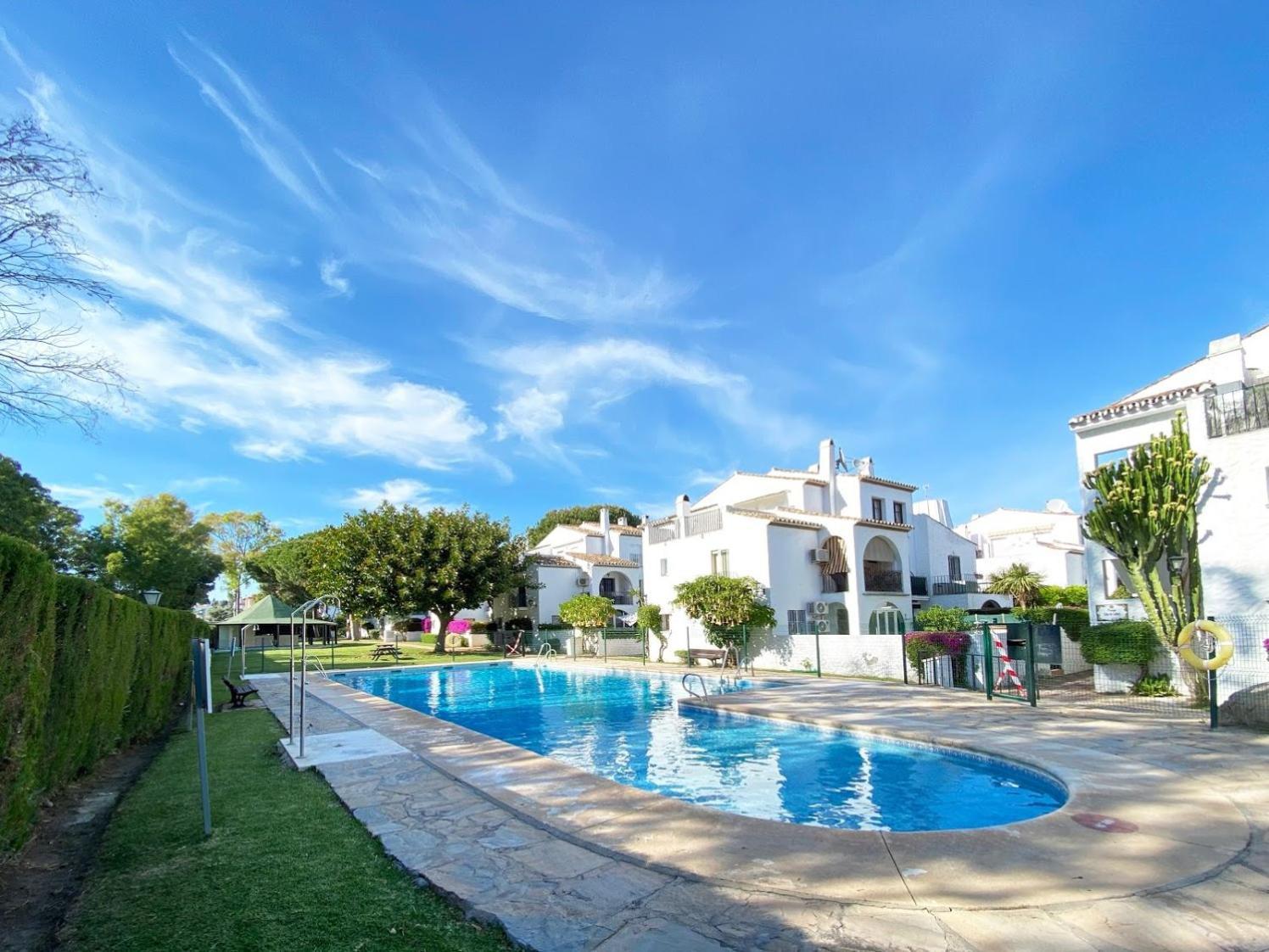 Tarifa Especial, Sin Aglomeraciones En Piscina Y Playa, Cerca De Puerto Banus 埃斯特波纳 外观 照片